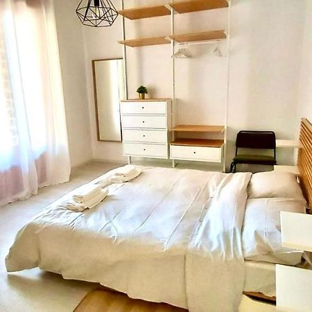 A Quattro Passi Dal Centro Lägenhet Bologna Exteriör bild